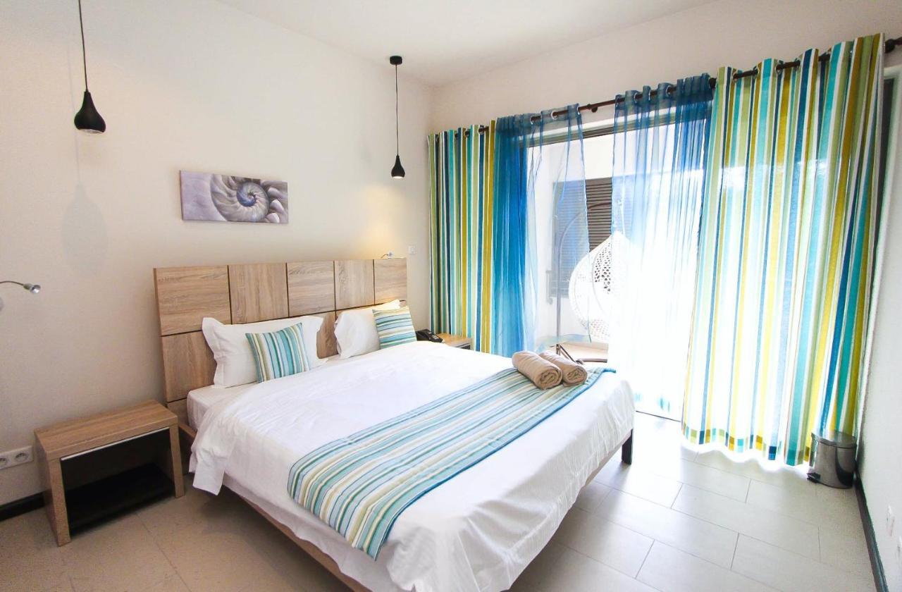 Nitzana Residences & Restaurant Pereybere Beach Exterior photo
