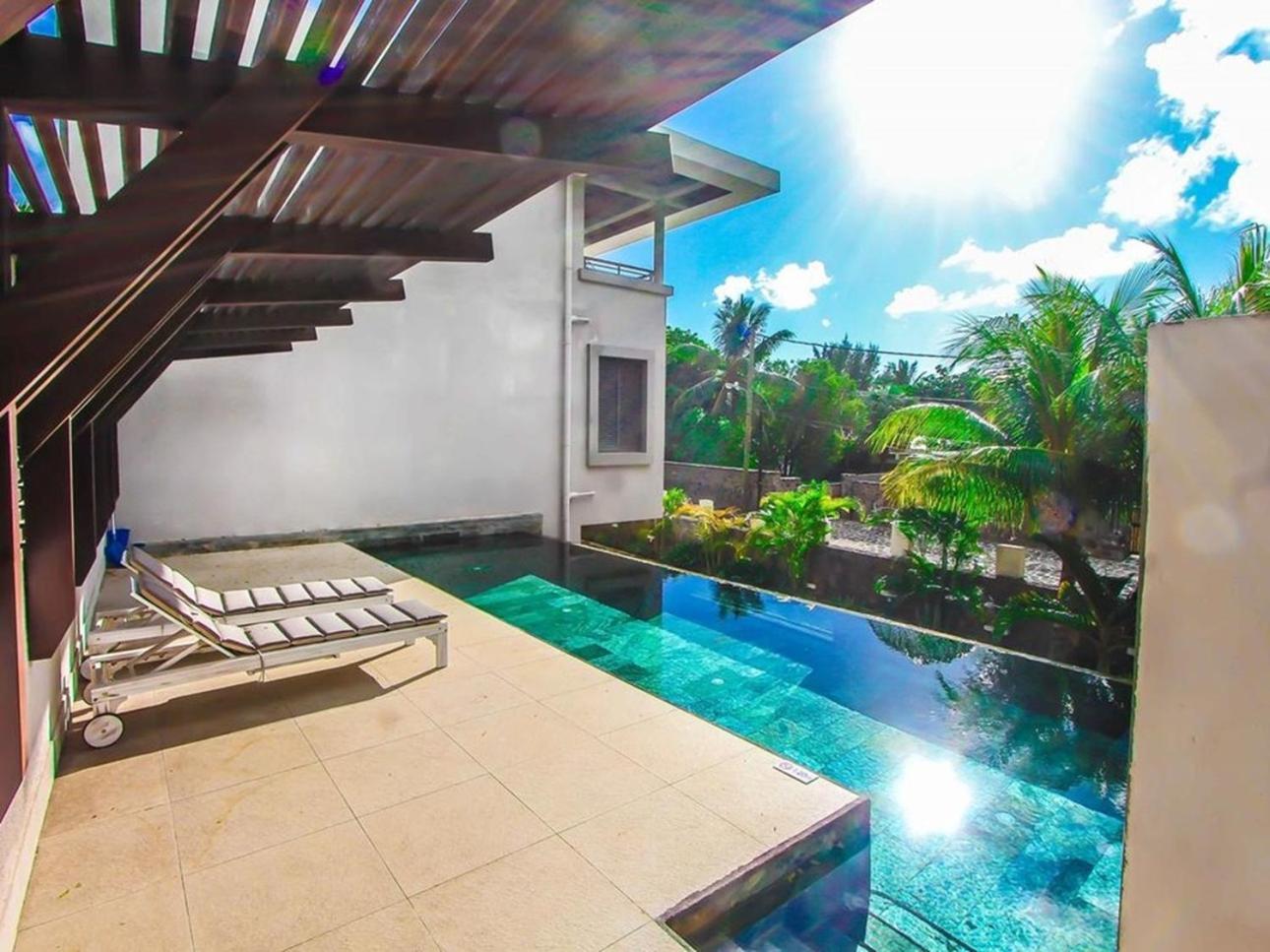Nitzana Residences & Restaurant Pereybere Beach Exterior photo